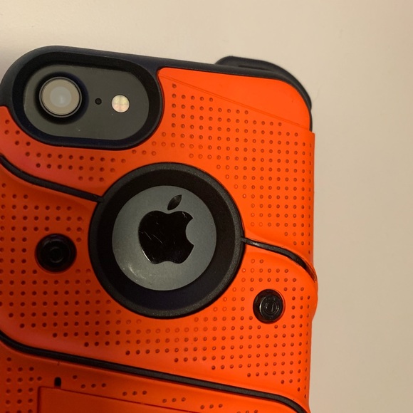 iPhone 7 Unlocked - Picture 5 of 5